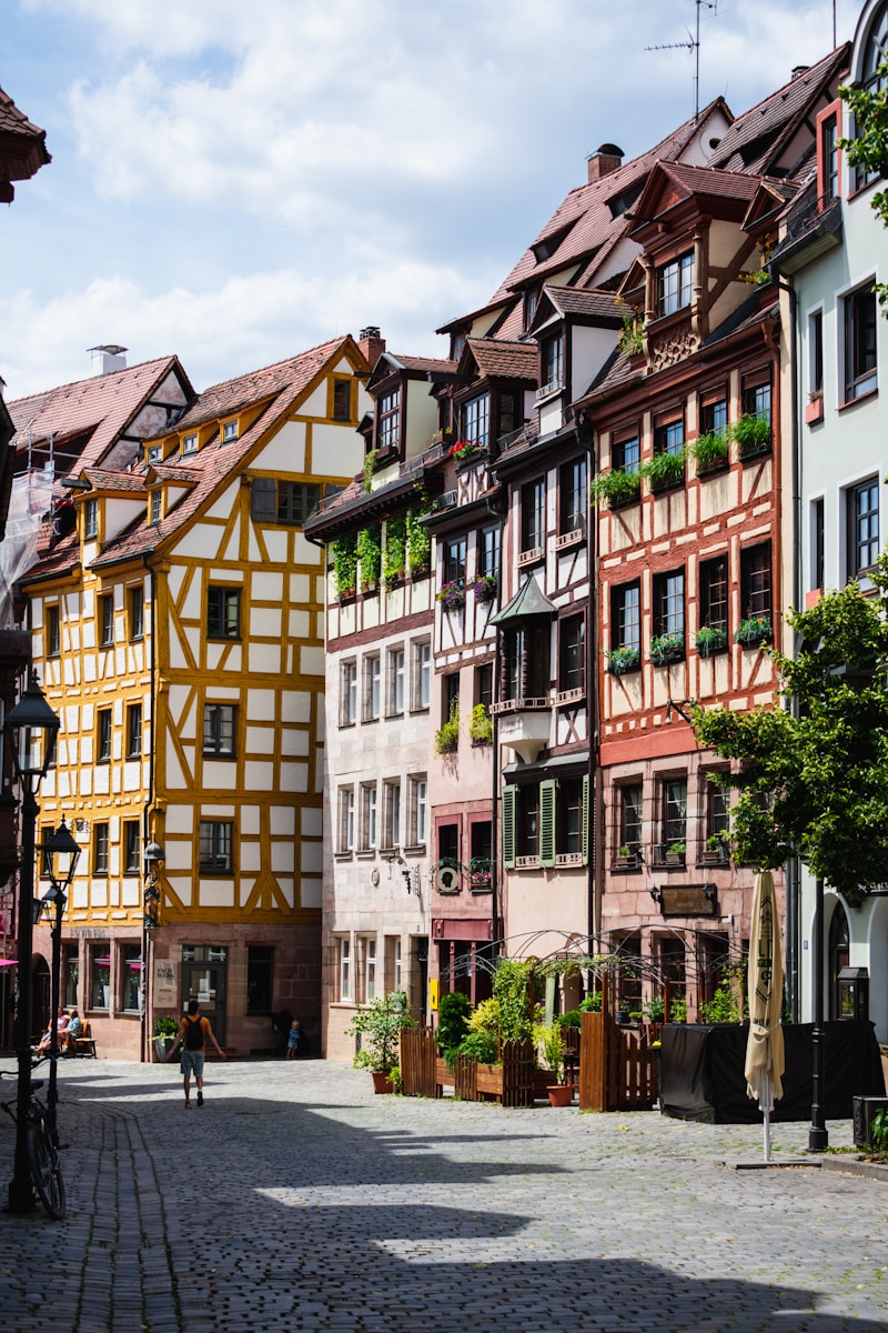 yellow and white concrete building
